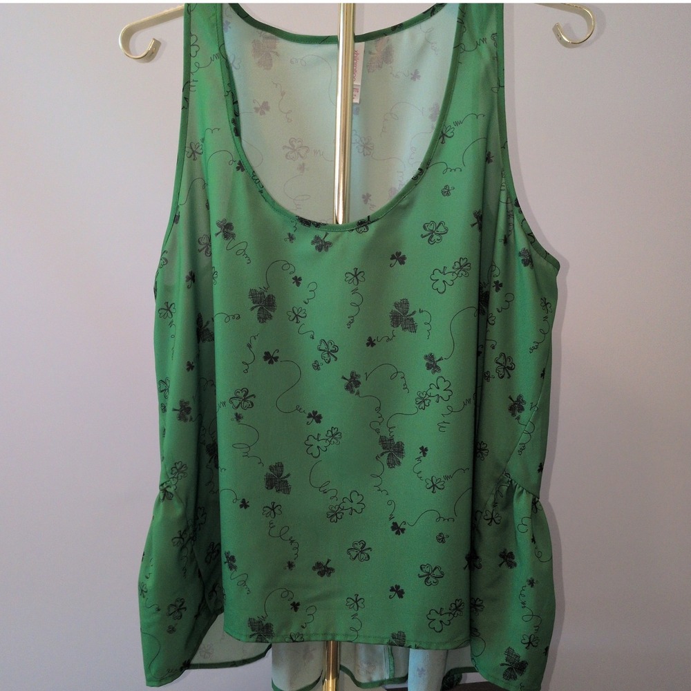 Xhilaration Peplum Top Women XXL Green Shamrock Clover Sleeveless Scoop Neck